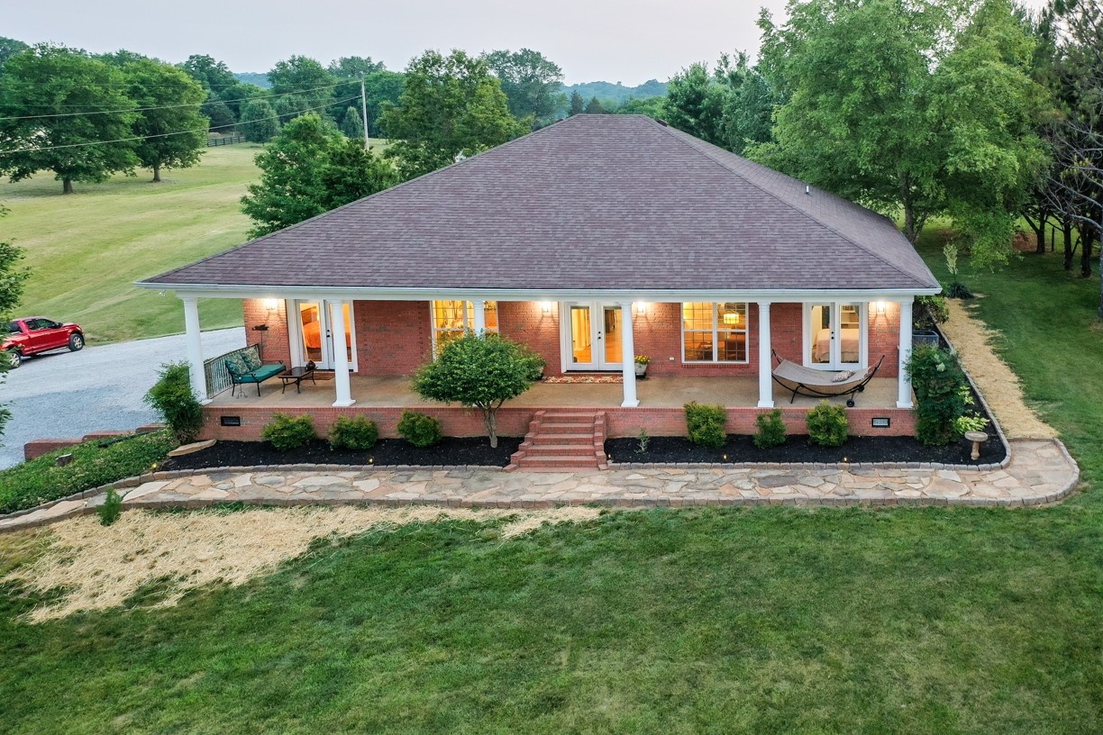 247 Watt Nolen Rd, Cottontown TN property Audra Hicks Homes