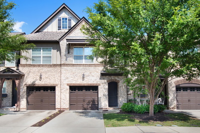 146 Ambassador Private Cir