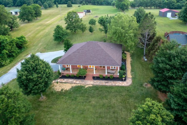 SOLD - Price Improvement - 247 Watt Nolen Rd