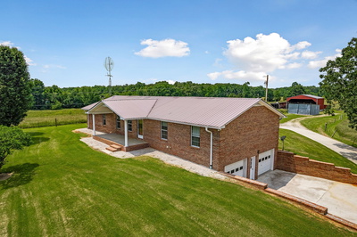 Exterior view of 629 Westgate Rd in Cookeville, TN