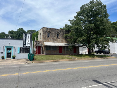 232 E Commerce St
