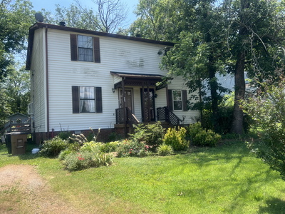 3251 Anderson Rd, NE