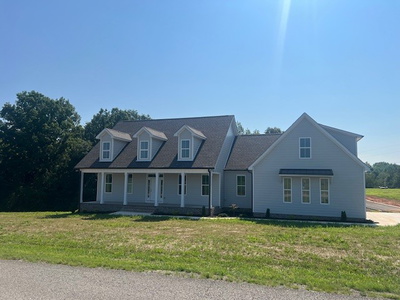 766 Awalt Dr