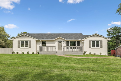 110 S Laurel Cir