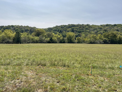 2 Haywood Creek Rd