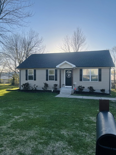 210 Hardin Ave