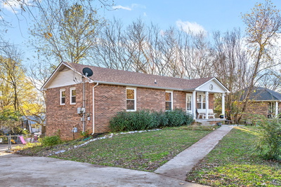 434 Bluff Dr