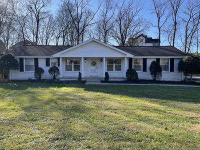 1337 Vanderbilt Rd