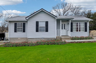104 Forest Ln