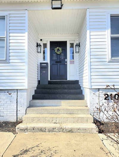210 N Main St
