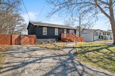 353 Kingview Dr