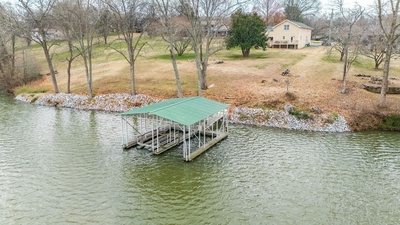 135 Bay Dr