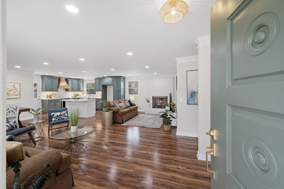 112 Sherbrooke Ln