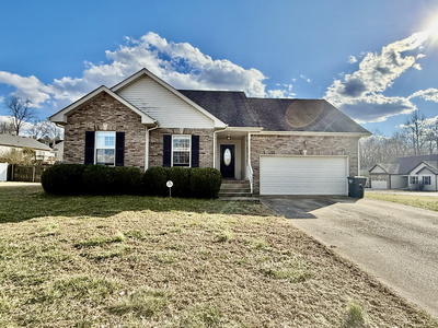 729 Arrowfield Dr