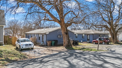 206 Prince Ave