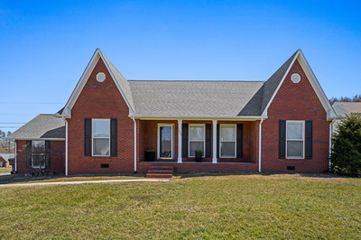 1002 Cambridge Ct