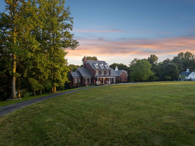 5557 Parker Branch Rd