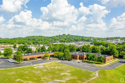 217 W Maplewood Lane