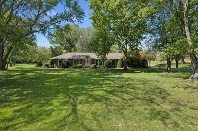 1403 Bowman Ln