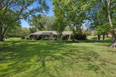 1403 Bowman Ln