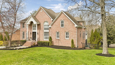9434 Highwood Hill Rd