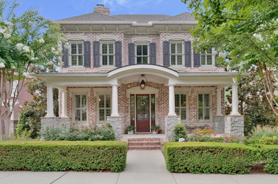 1038 Falling Leaf Cir