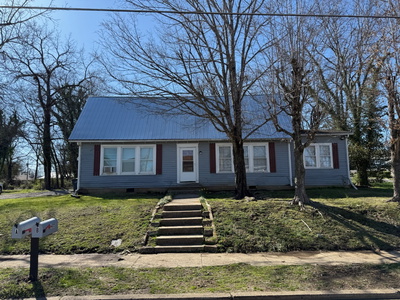 405 Hedgemont Ave