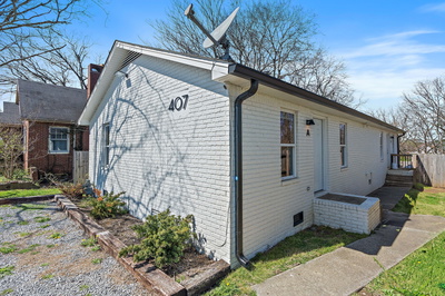 407 Edwin St