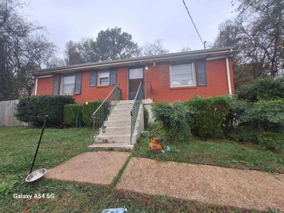 5013 Packard Dr