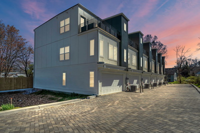 1016 W Kirkland Ave
