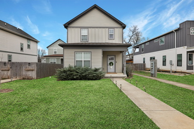 1730 Pecan St