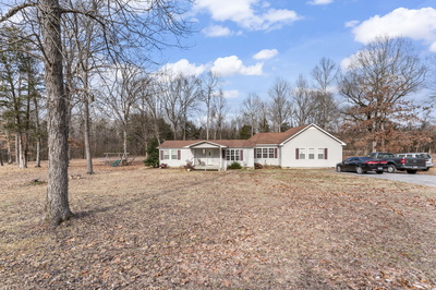 2394 Thompson Rd