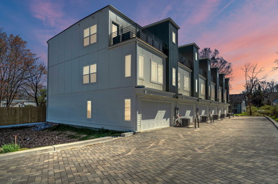 1016 W Kirkland Ave
