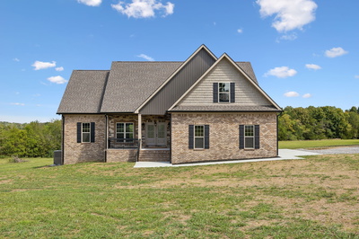 Exterior view of 1946 S Berlin Rd in Lewisburg, TN