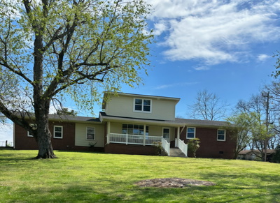 240 NW Clearview Dr