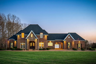 165 Southern Woods Ct