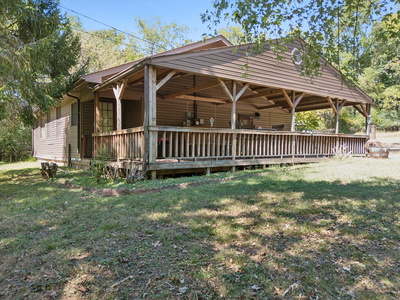 210 Crosswinds Dr
