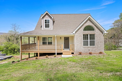 4947 Old Trail