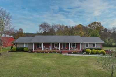 1935 Liberty Ln