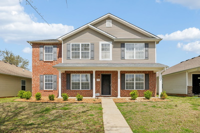 3728 Blaze Dr