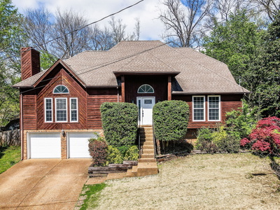 305 Poplar Hill Ct