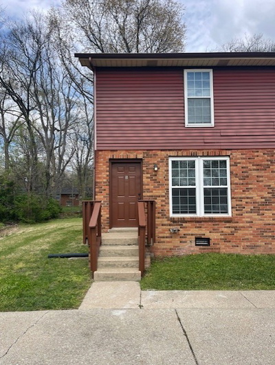 280 Donna Dr