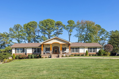 152 Fairways Dr