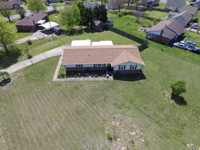 222 Cunningham Ln