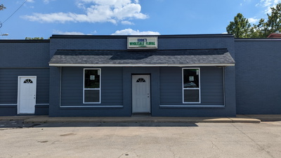 1300A S Dickerson Rd