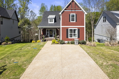 384 Evans Dr