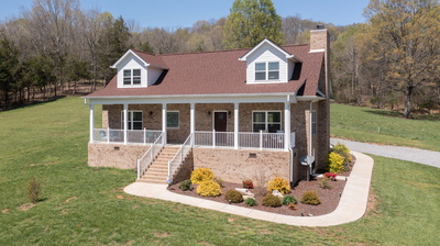 54 Thomas Rd