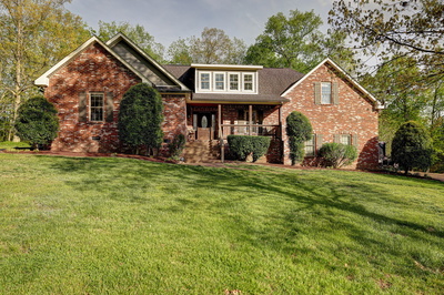 1038 Willow Trl