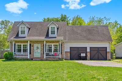 3433 Oak Lawn Dr