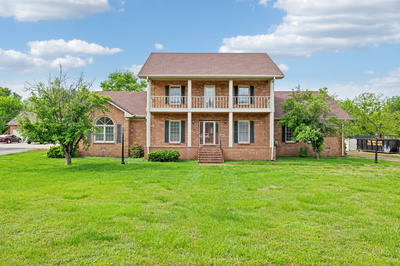 2216 Ewing Dr